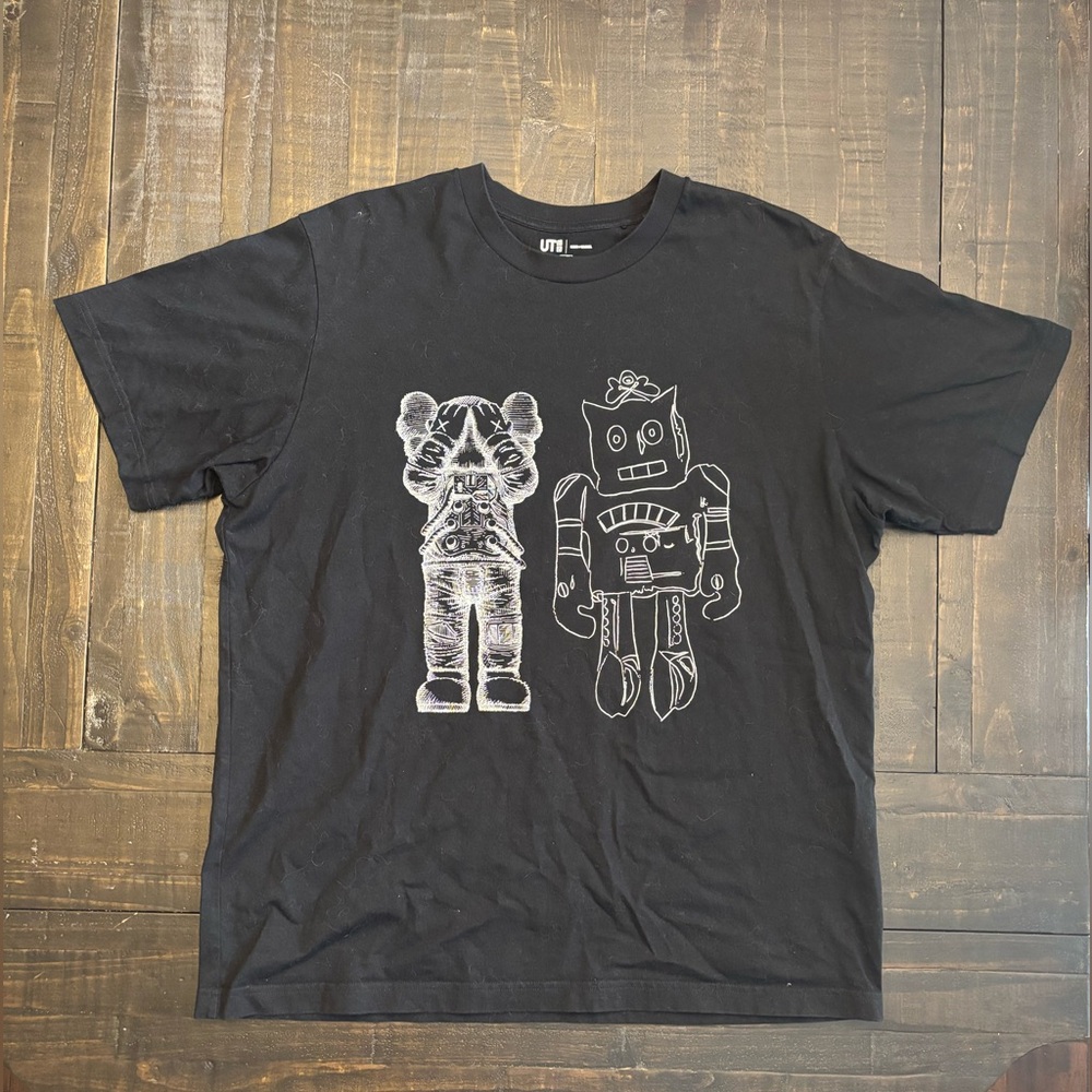 Uniqlo KAWS+WARHOL Black T-Shirt